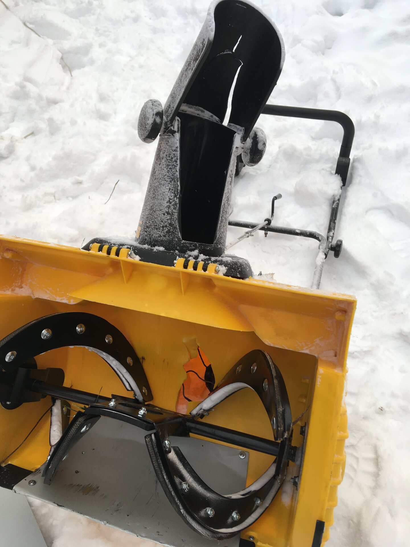 Снегоуборщик электрический шнек: Электрические снегоуборщики .