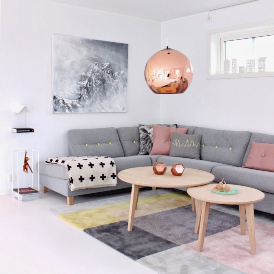 Scandinavian interior with pink accents