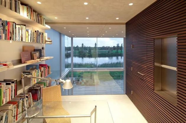 sustainable-box-shaped-home-panoramic-views-glazings-22-office.jpg