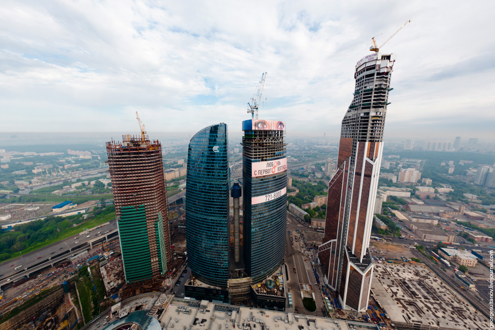 Высокие здания москвы фото