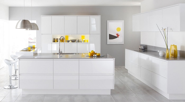 Дизайн белой кухни-гостиной_ключевые моменты