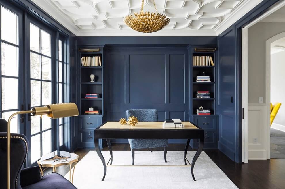 Синий цвет в интерьере домашнего кабинета